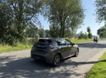 Peugeot 208 1.2i Pure Tech Active Pack
